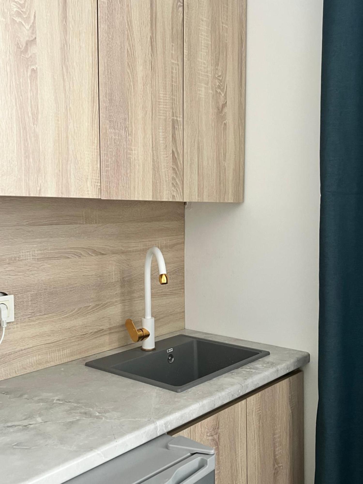 Hyat Apartment Bishkek Ngoại thất bức ảnh