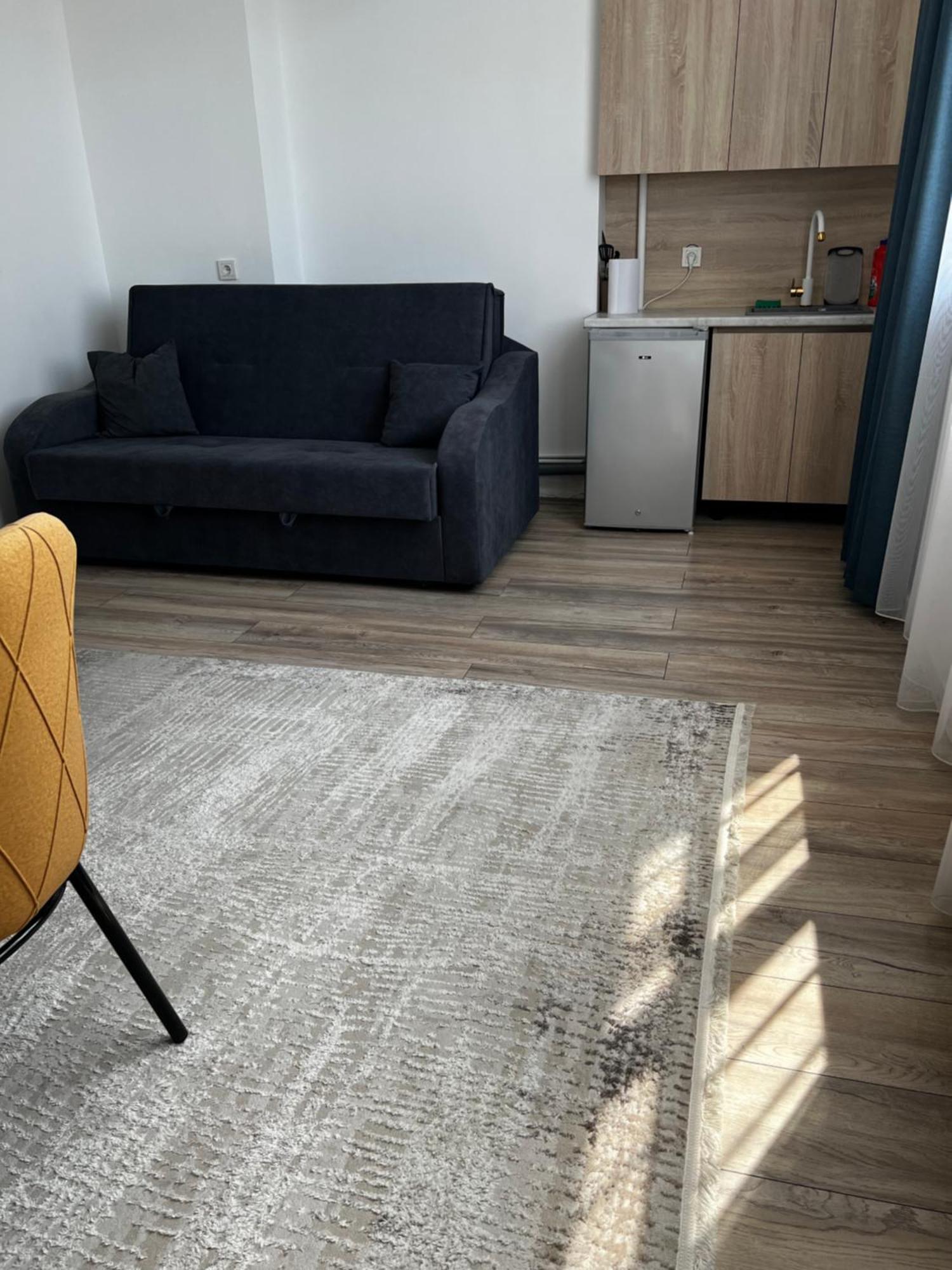 Hyat Apartment Bishkek Ngoại thất bức ảnh